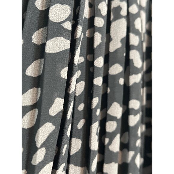 LOFT Pleated Mini Skirt Black Gray Animal Print Flare Career Size 6 - Picture 5 of 9